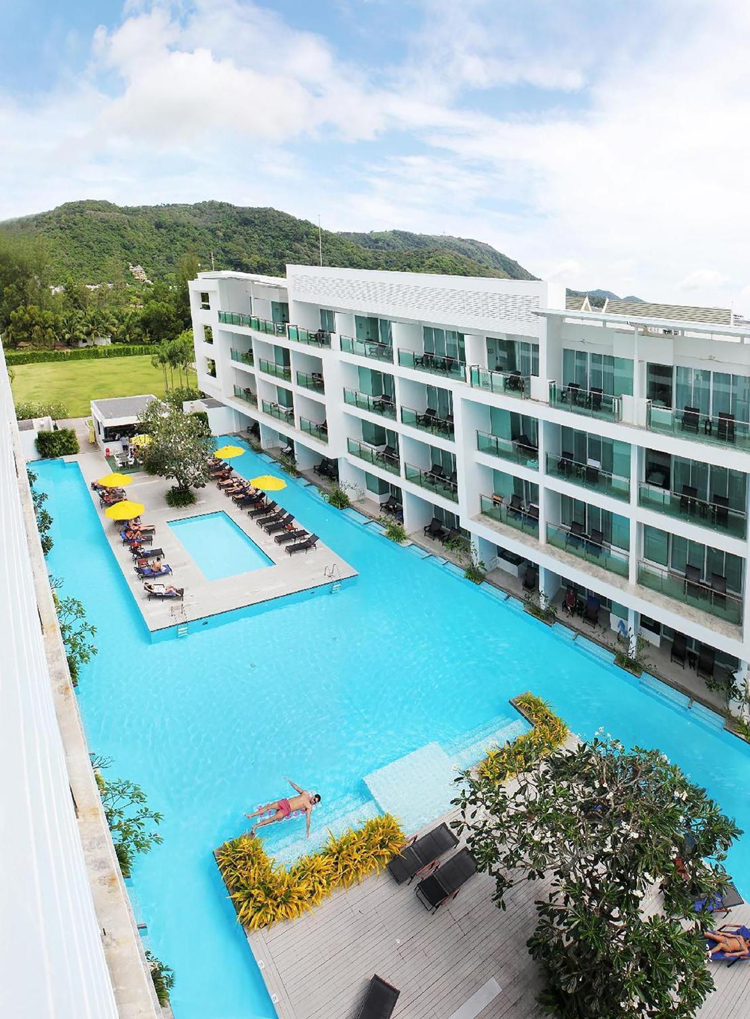 The Old Phuket - Karon Beach Resort - Sha Plus Exterior photo